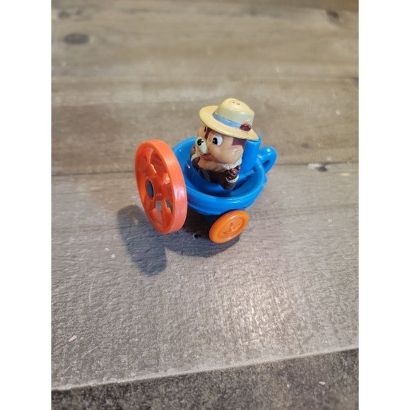 Chip‎ Dale chipmunk Disney toy airplane plane toy figure - Picture 1 of 5